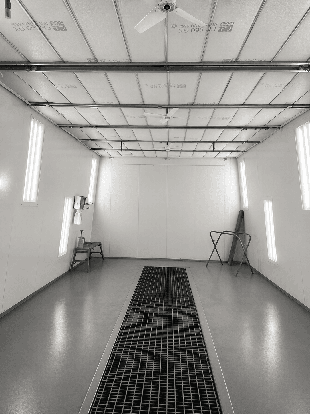 Paint & Refinishing at Mainland Collision